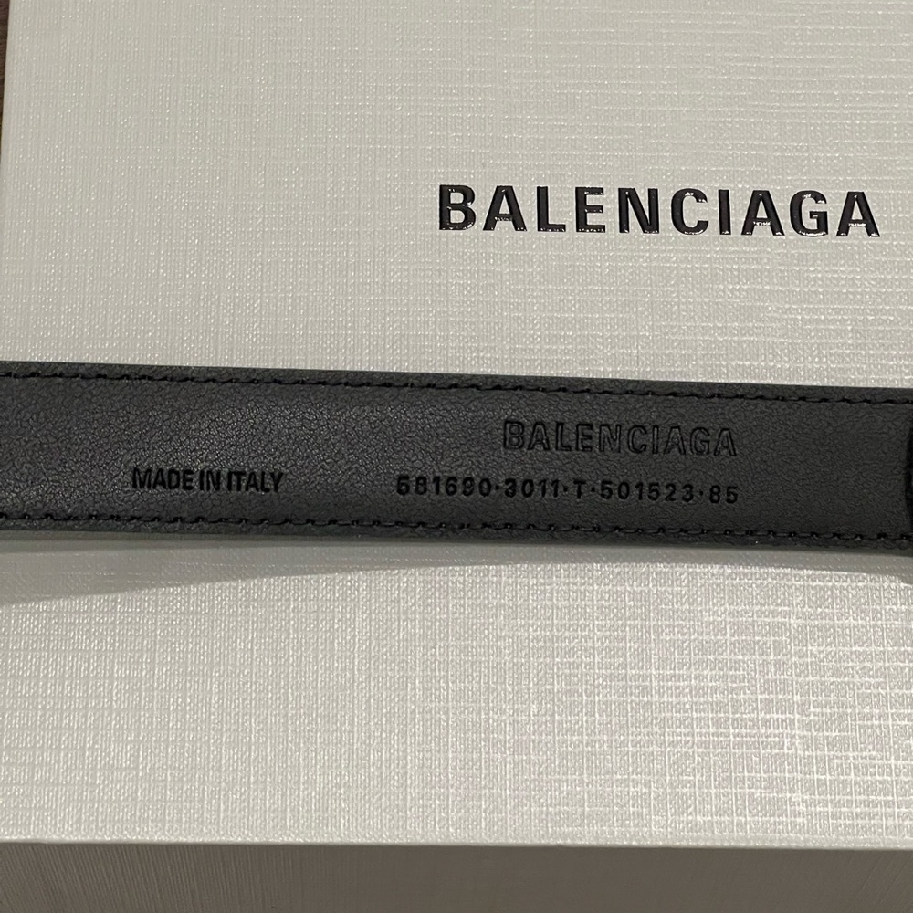 COPY - Balenciaga BB Croco belt - Picture 4 of 5